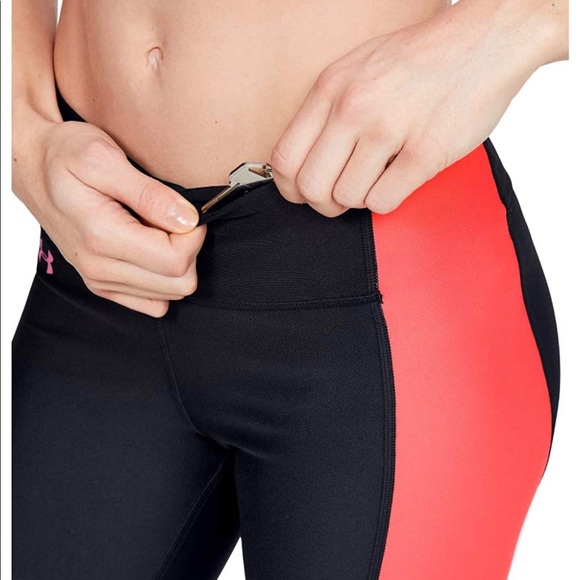 Under Armour HeatGear Performance Graphic Leggings - Picture 6 of 9